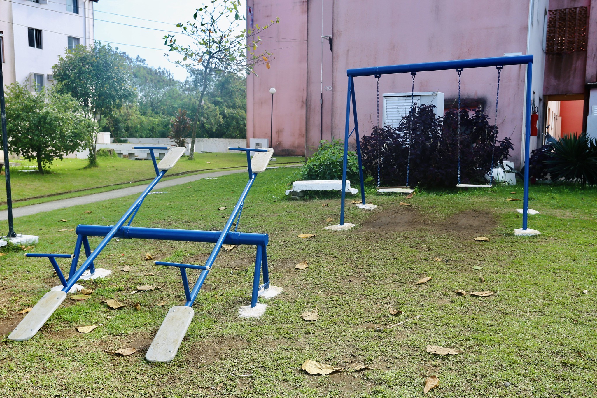 Prefeitura de Guarujá reutiliza materiais para construção de playgrounds