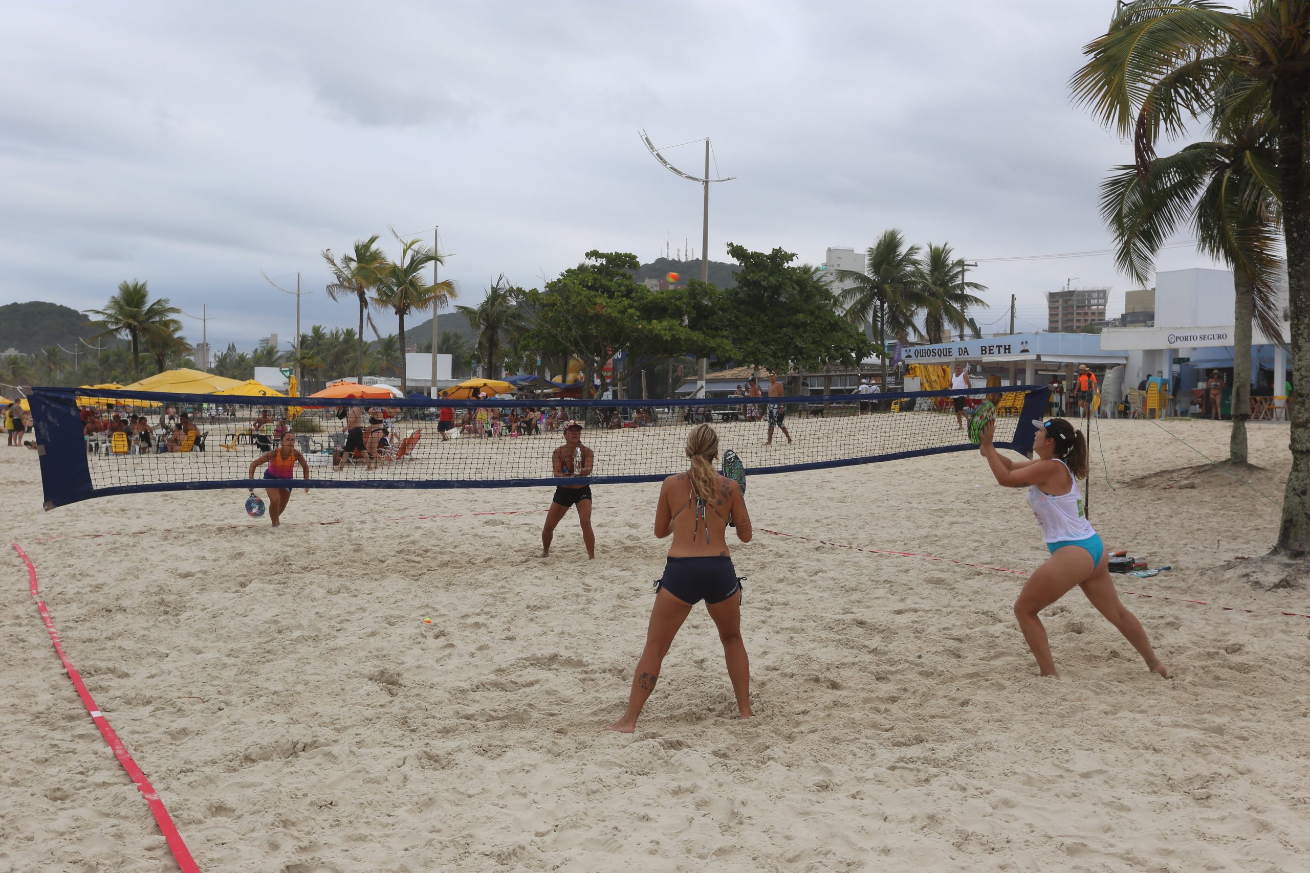 Beach tennis: o que é, suas regras e benefícios