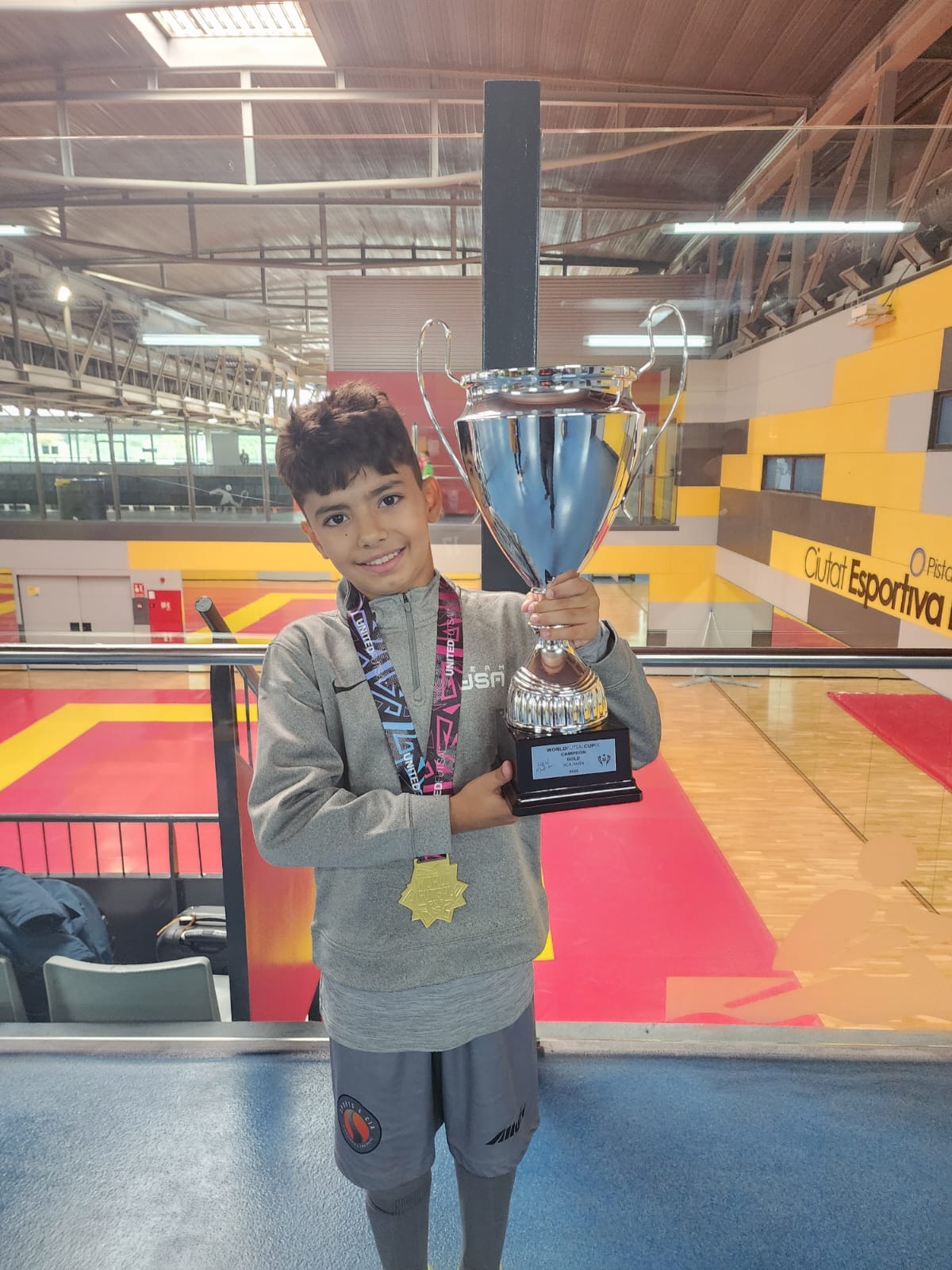 Guarujá é campeã da Liga Paulista de Futsal feminino