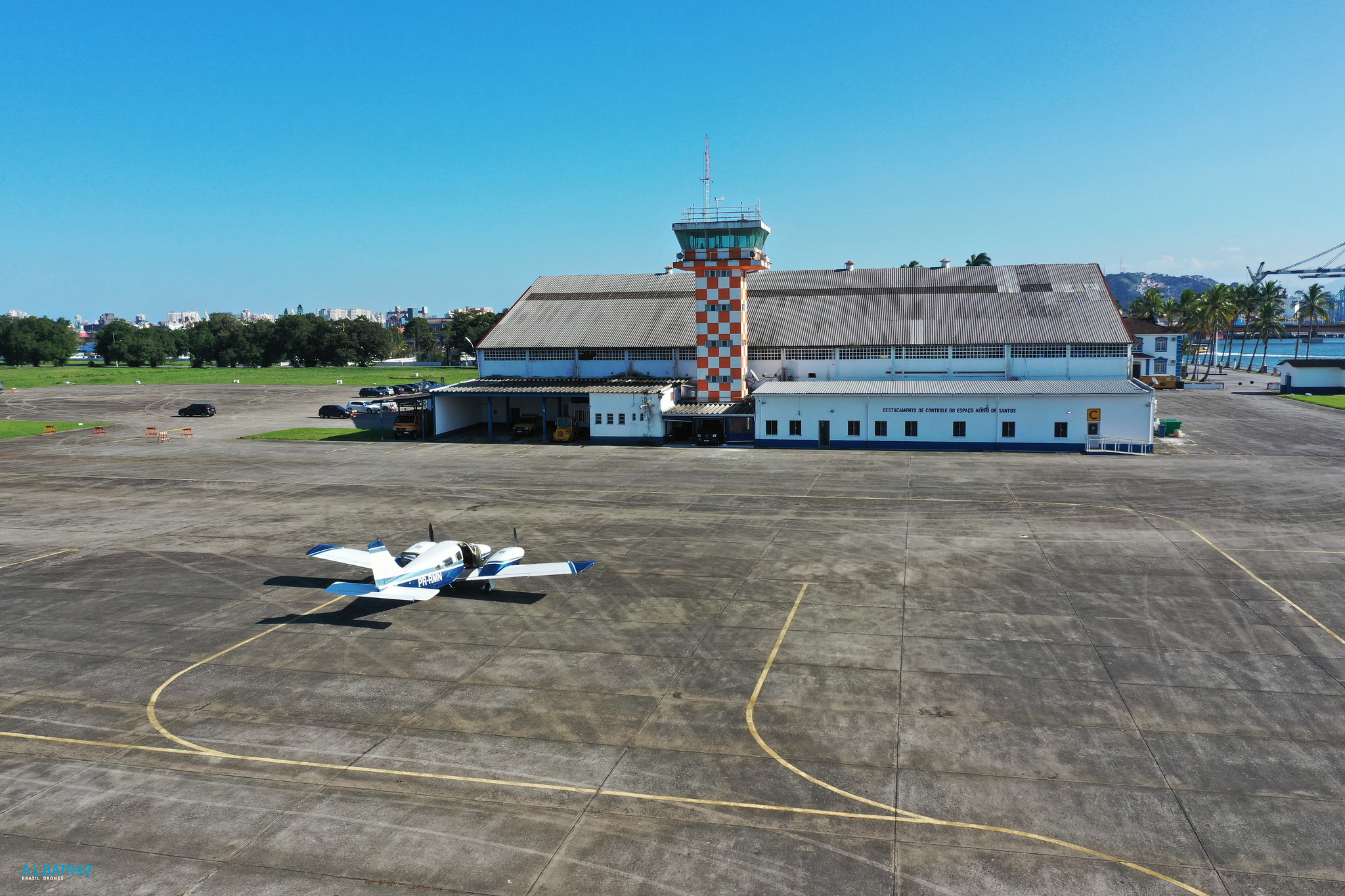 Ministro de Portos e Aeroportos anuncia áreas para estacionamento